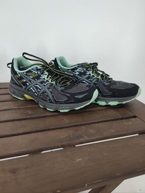 ASICS Women's Black & Mint Green Gel-Venture 6 Sneakers Size 8